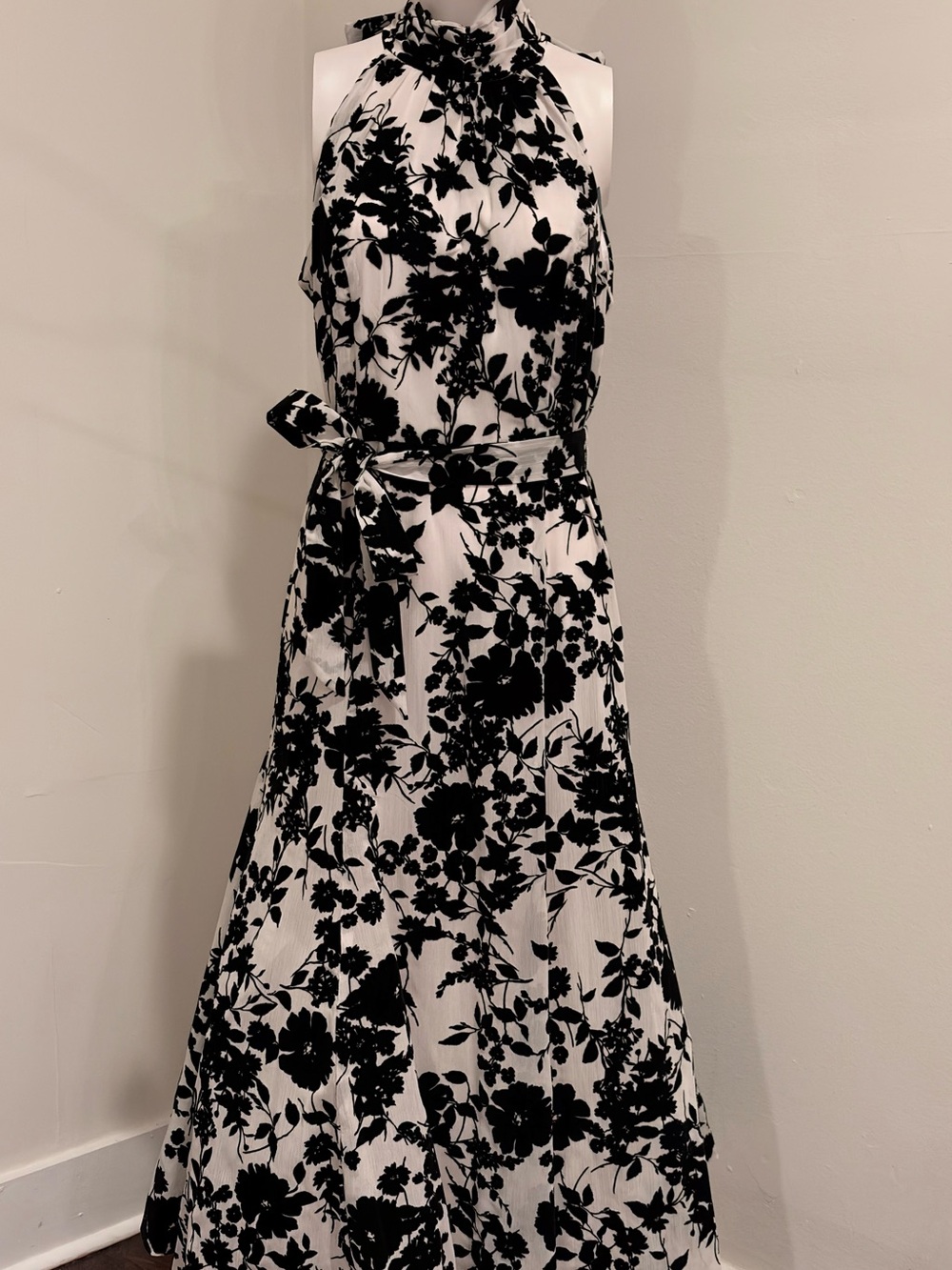 Alex Marie Black and White Floral Halter Maxi Dress - size 8